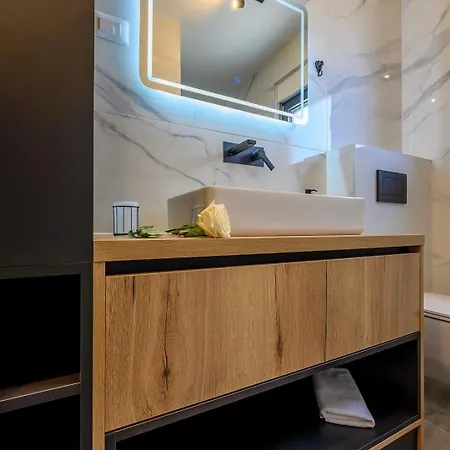 Luxury Cocco - *