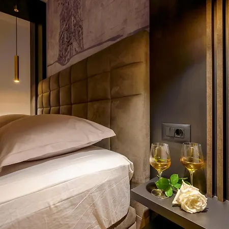 Luxury Cocco - * Split